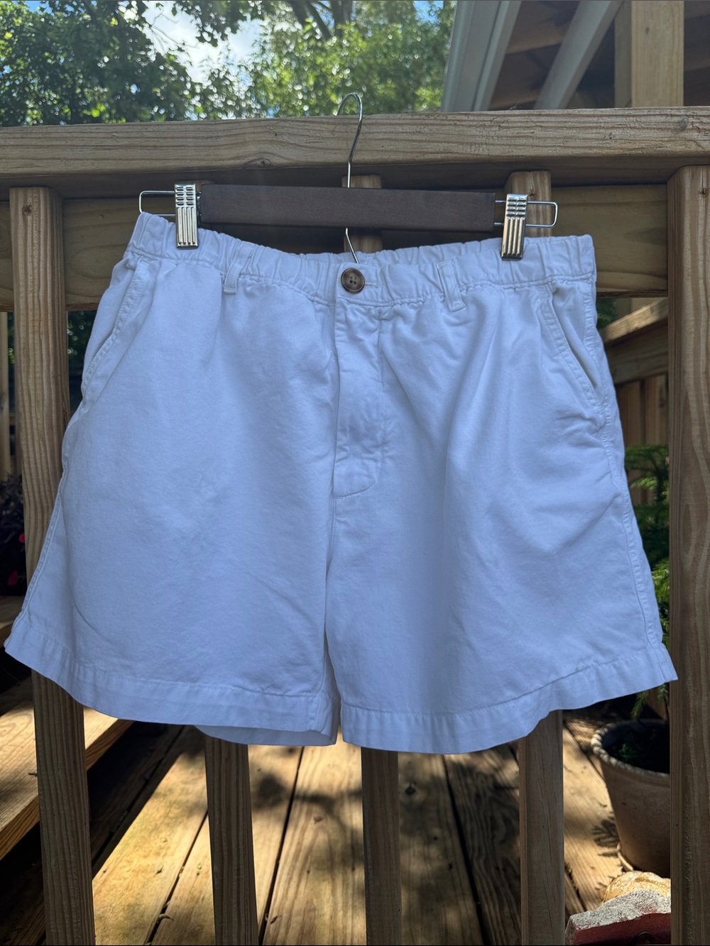 White Chubbies Shorts Size Large